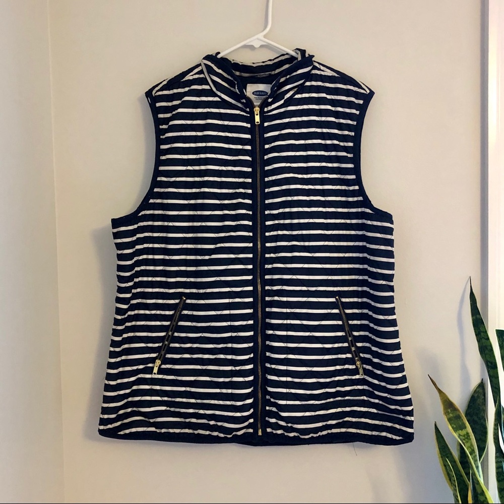 OLD NAVY—Vest